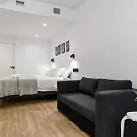 Апартаменты Urban Oasis *
